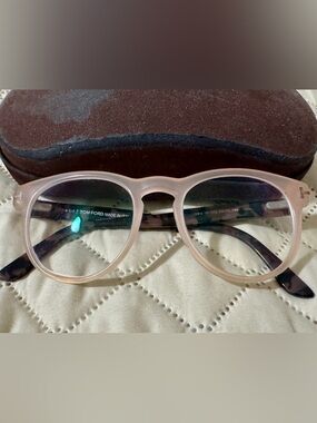 Tom Ford Blush Round Eyewear